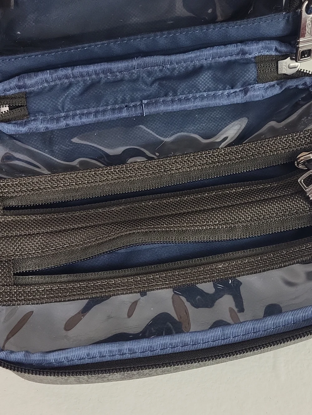 TUMI Alpha 3 Split Travel Kit